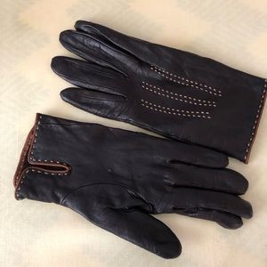 Brown driving gloves
